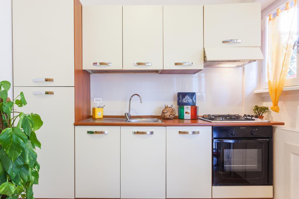 Check-inn Bed & Breakfast Roma