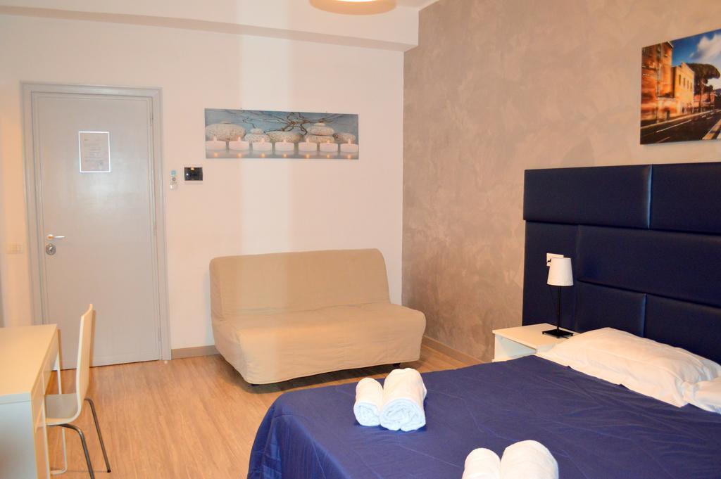 Check-inn Bed & Breakfast 3*